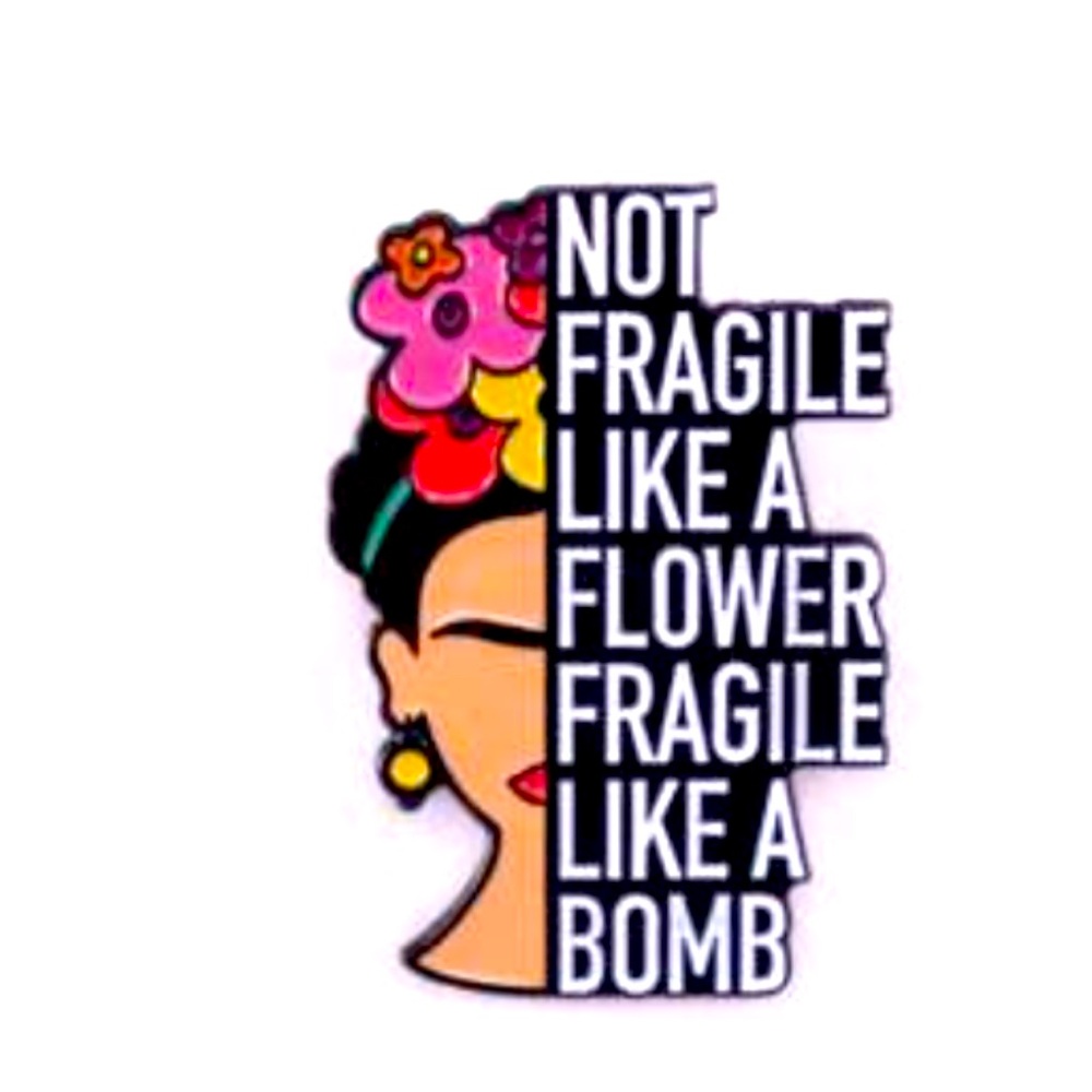 💕Frida Kahlo inspired lapel pin.